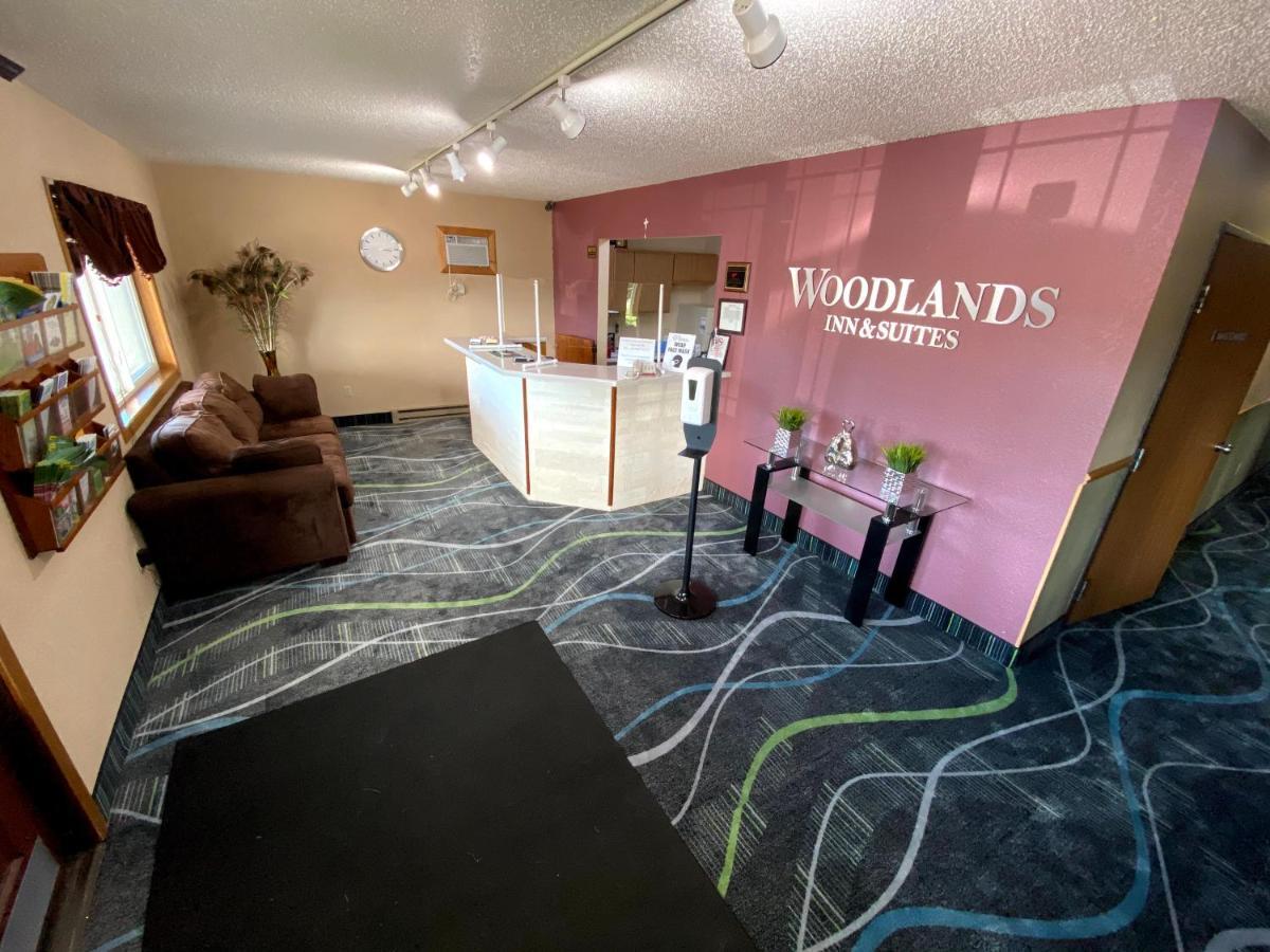 Woodland Inn & Suites Medford Esterno foto
